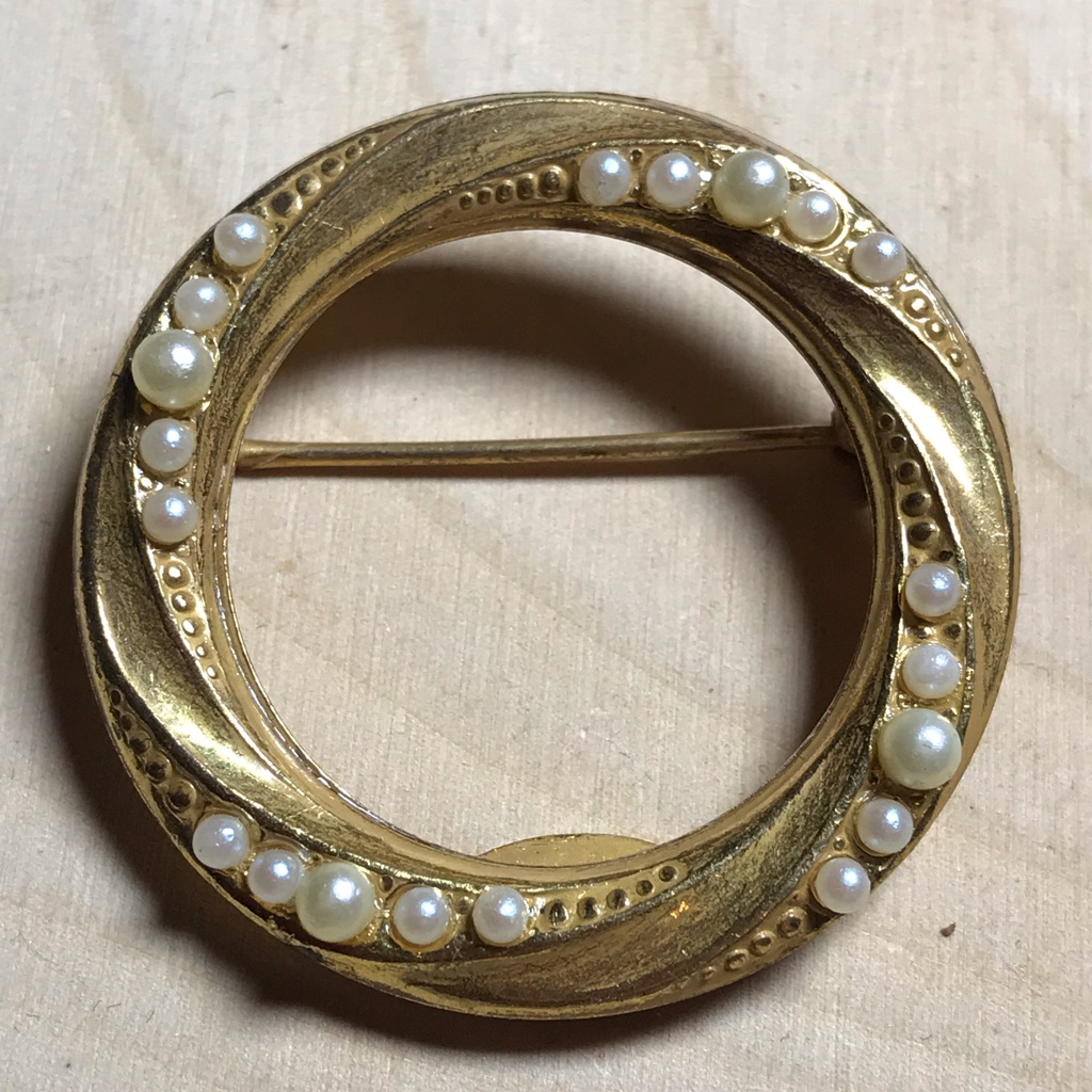 Vintage Miriam Haskell Brooch 46$